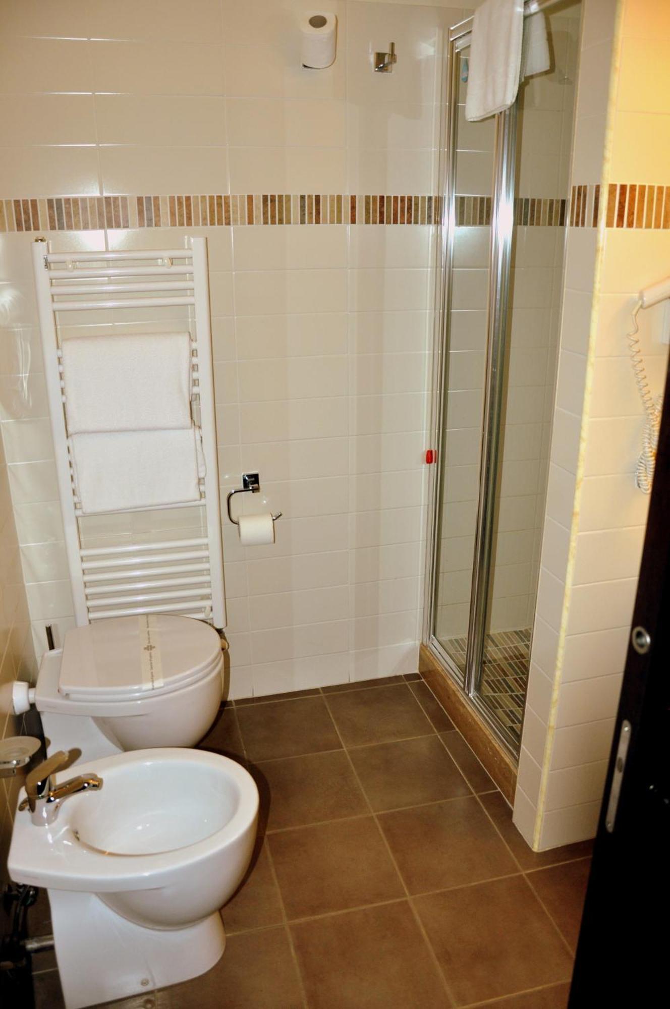 Hotel Fontana Del Re Ariano Irpino Room photo
