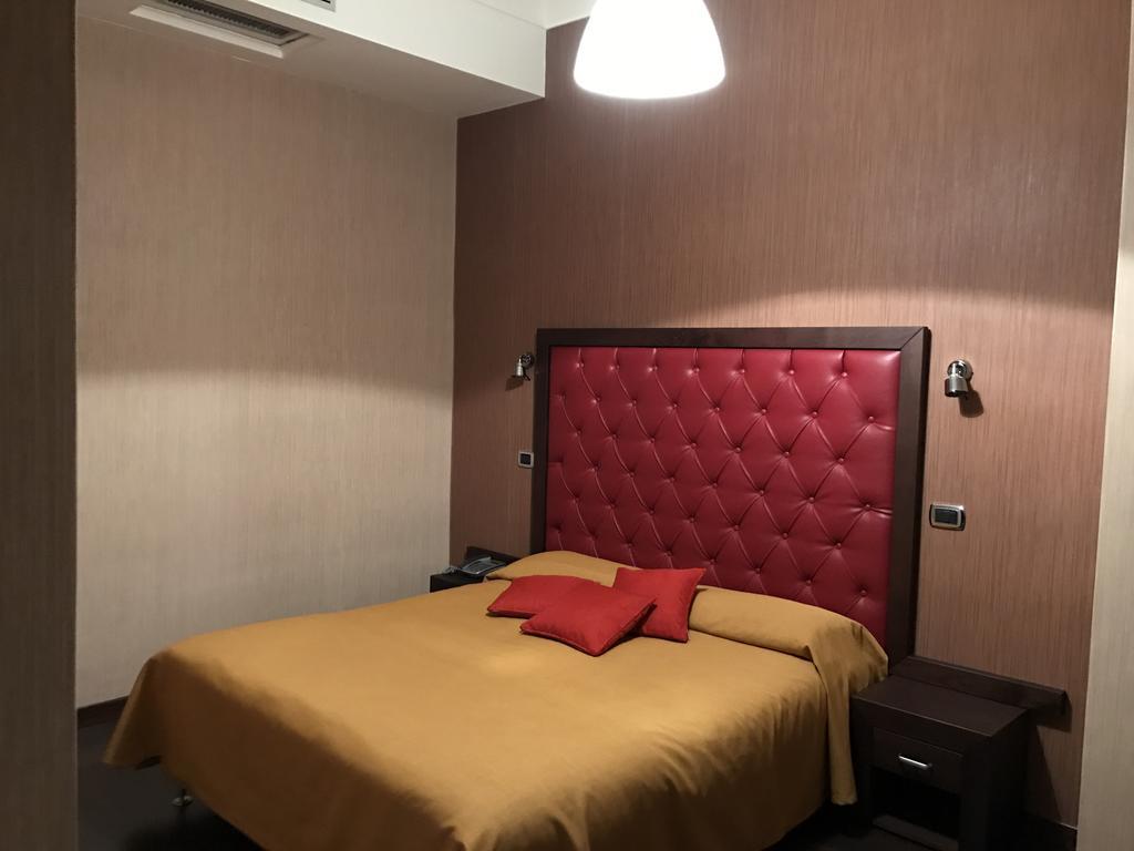 Hotel Fontana Del Re Ariano Irpino Exterior photo